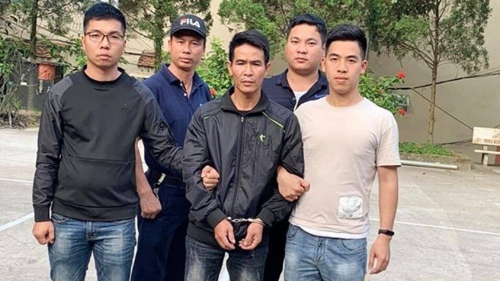 "Yêu râu xanh" vượt biên sau khi giở trò đồi bại với hàng xóm - 1