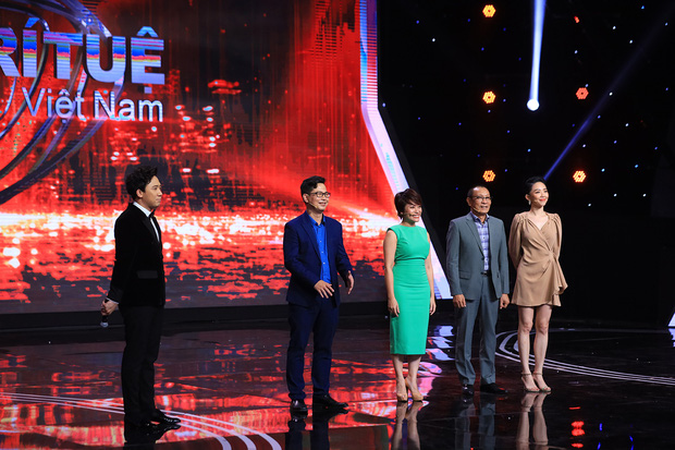 Gameshow của MC Lại Văn Sâm và Trấn Thành bị khán giả chỉ trích - 1