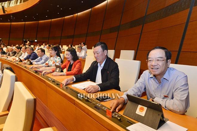 Quốc hội "chốt" tăng tuổi nghỉ hưu, yêu cầu từng bước giảm giờ làm - 2