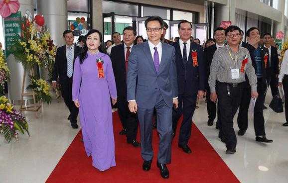 Ai phụ trách Bộ Y tế sau khi Quốc hội miễn nhiệm Bộ trưởng Nguyễn Thị Kim Tiến? - 2