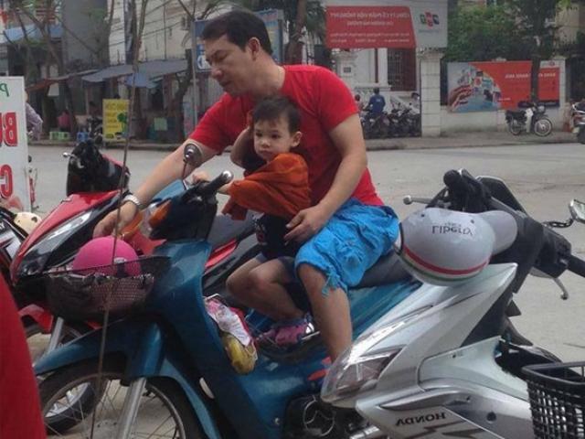 ”Táo kinh tế” chở con trai trên xe máy cà tàng khiến người hâm mộ bất ngờ