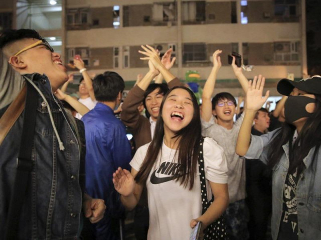 Bầu cử Hong Kong: Phe ủng hộ dân chủ thắng lớn