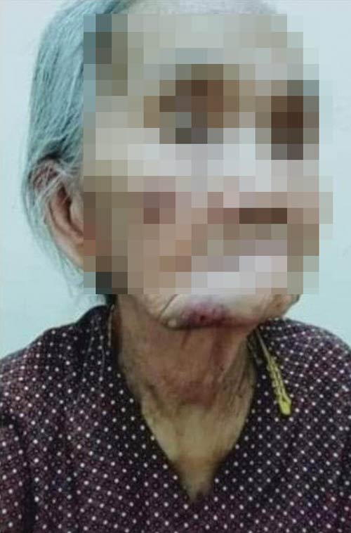 Phẫn nộ cháu trai lên gối xuống trỏ vào mặt bà ngoại trong cơn phê ma túy - 2