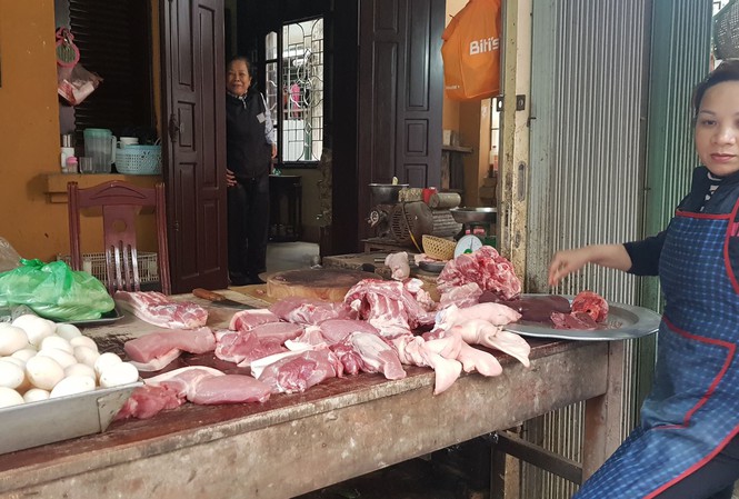Đầu tuần, giá thịt lợn tăng chưa từng có