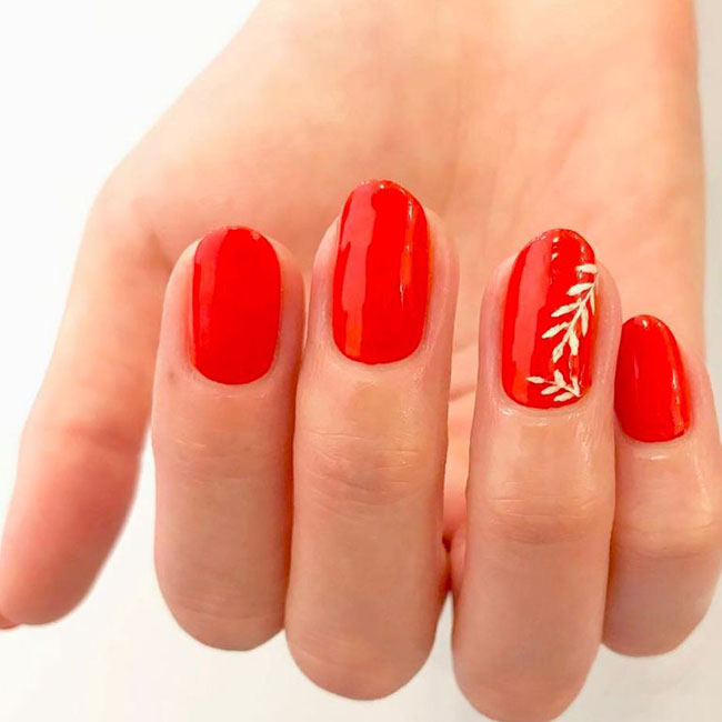 11 mẫu nail đỏ xinh xuất sắc cho các nàng thêm cuốn hút mùa lễ tết - 2