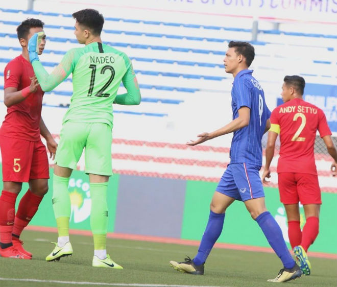 Video highlight trận U22 Thái Lan - U22 Indonesia: Kết cục ngỡ ngàng, U22 Việt Nam đón tin vui - 1