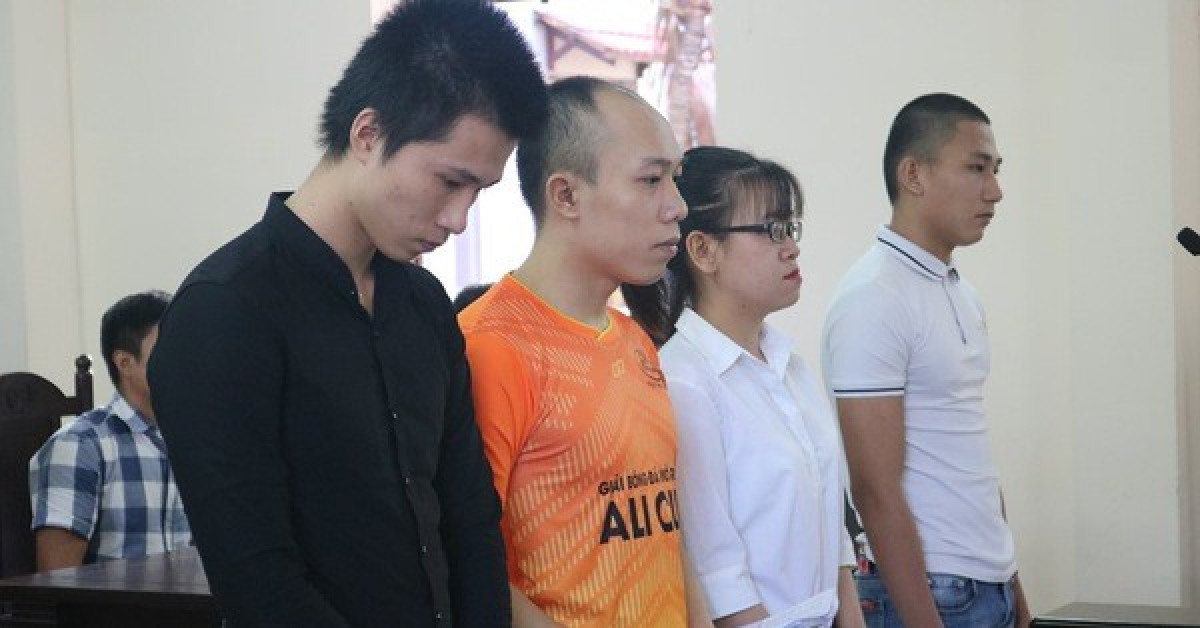 Đông đảo người dân đến phiên xử Alibaba làm liều ở Bà Rịa - Vũng Tàu - 1