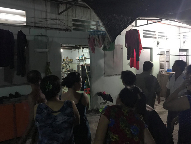 Để con khóc trước cửa, người đàn ông treo cổ tự tử trong phòng trọ - 2