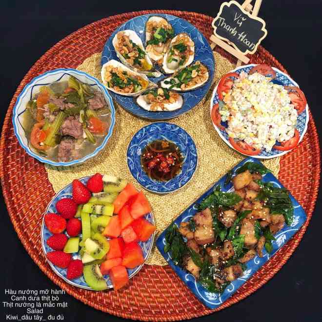Tối nay chẳng biết ăn gì, mẹ đảm 9X cho bạn một "câu thần chú" - 4