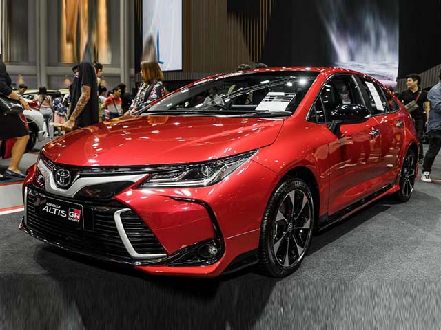 Toyota Corolla Altis GR Sport 2019 ra mắt tại Thái Lan, giá từ 751 triệu đồng