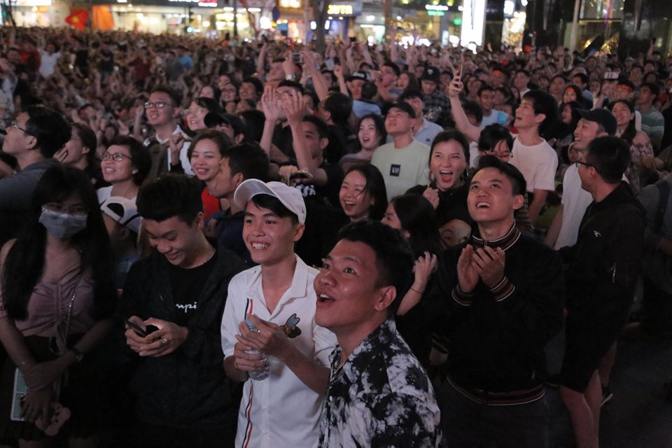 U22 Việt Nam - U22 Campuchia: Triệu fan vỡ oà thưởng thức “bữa tiệc bàn thắng” - 1