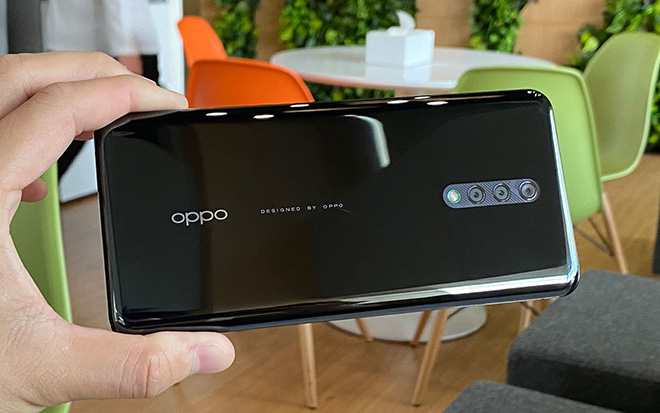 Lộ diện siêu phẩm Oppo Find X2 với camera cực chất, chip cực mạnh - 1