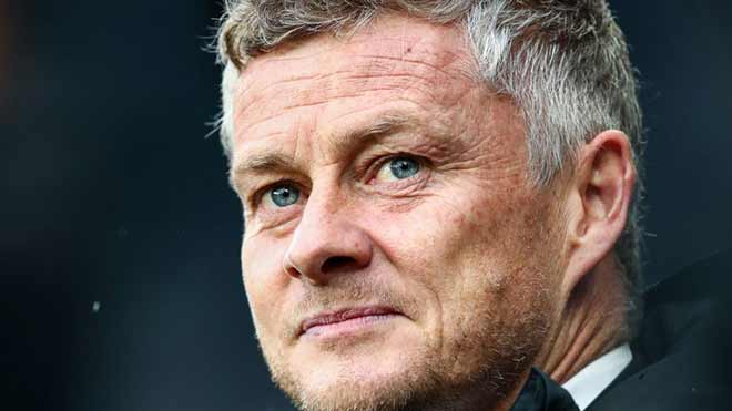 Solskjaer sau 1 năm dẫn dắt MU: Vượt qua gian khó, có cơ hội đoạt 2 cúp - 1