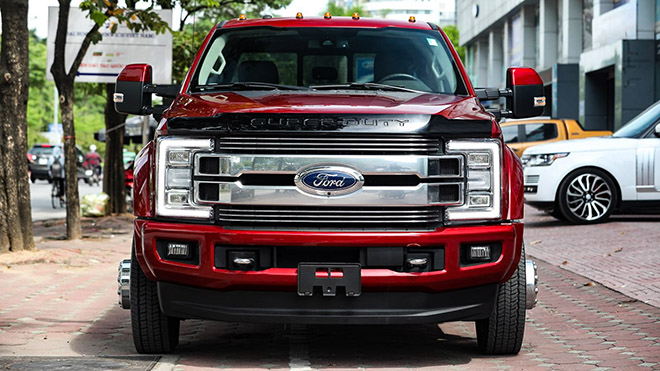 Chi Tiết Siêu Bán Tải Ford F-450 Super Duty Limited Tại Việt Nam