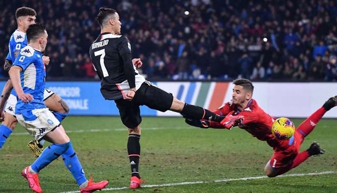 Đại chiến Juventus - Napoli bị hủy, Serie A choáng váng vì Covid-19 - 2
