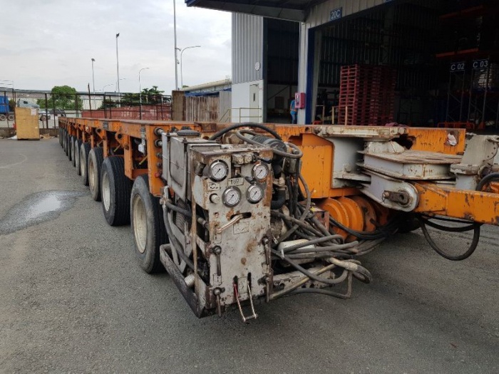 Cận cảnh đoàn xe siêu khủng với 322 bánh chờ vận chuyển đoàn tàu Metro số 1 - 4