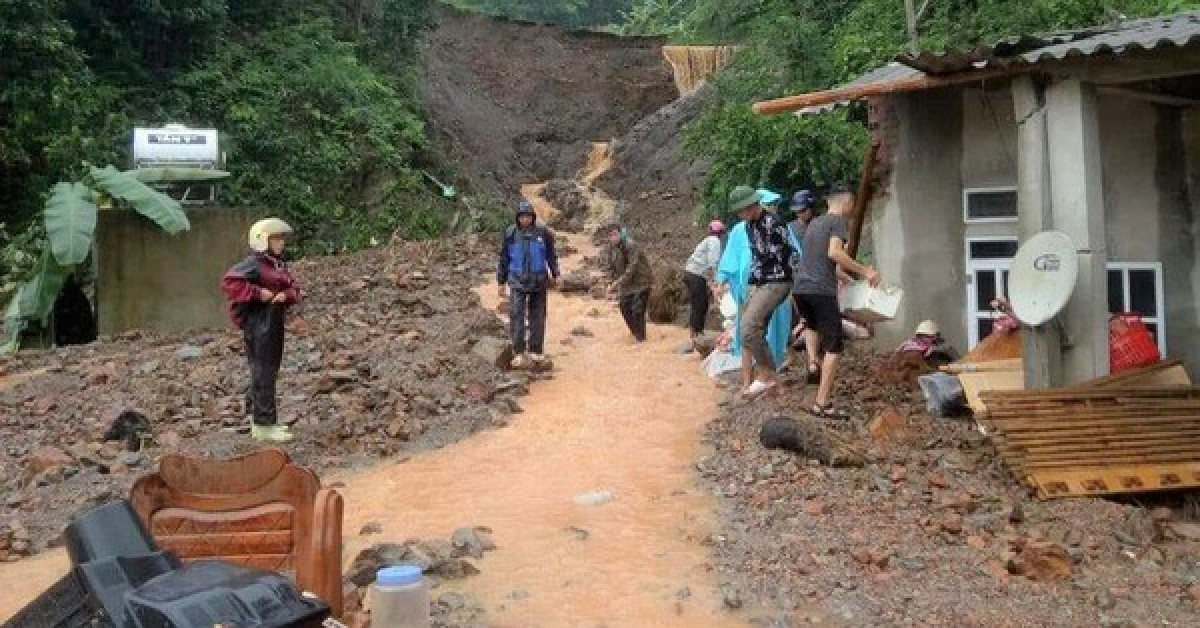 Đi cho heo ăn, người đàn ông ở Lào Cai bị lũ cuốn tử vong - 1