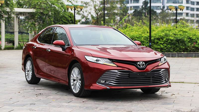 Bảng giá xe Toyota Camry lăn bánh tháng 10/2020 - 1