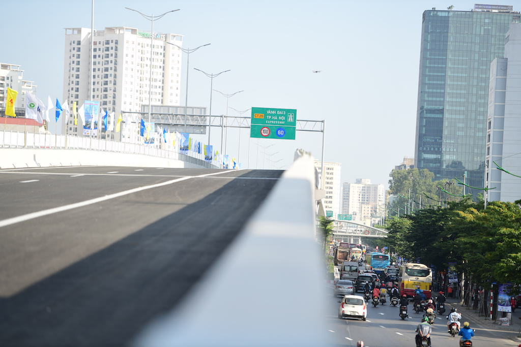 Thông xe cầu cạn hơn 1.000 tỷ nối với cầu 2 tầng độc nhất trên sông Hồng - 11