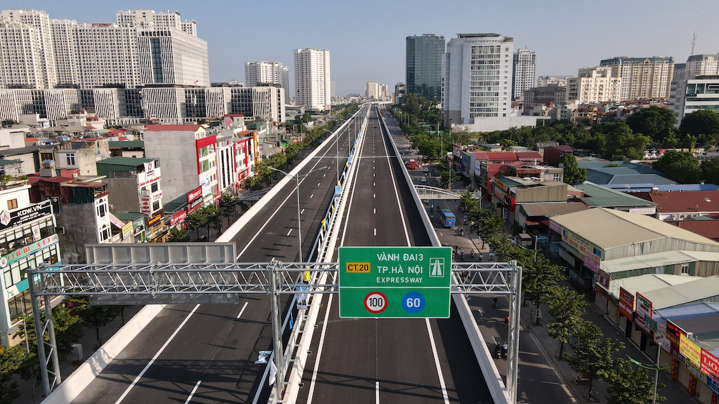 Thông xe cầu cạn hơn 1.000 tỷ nối với cầu 2 tầng độc nhất trên sông Hồng - 14