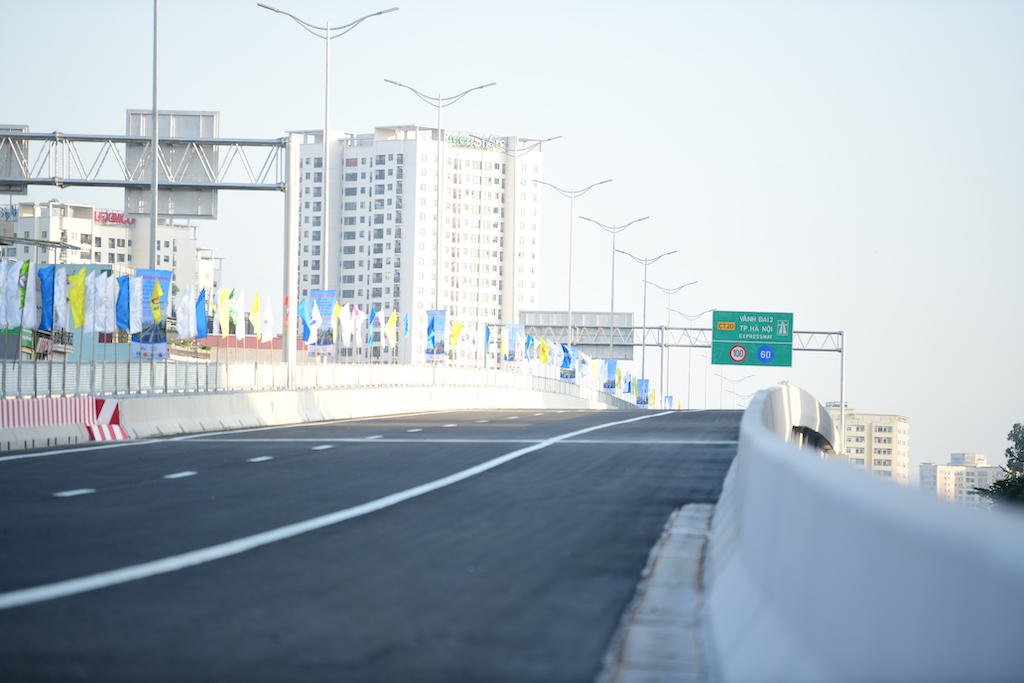 Thông xe cầu cạn hơn 1.000 tỷ nối với cầu 2 tầng độc nhất trên sông Hồng - 4