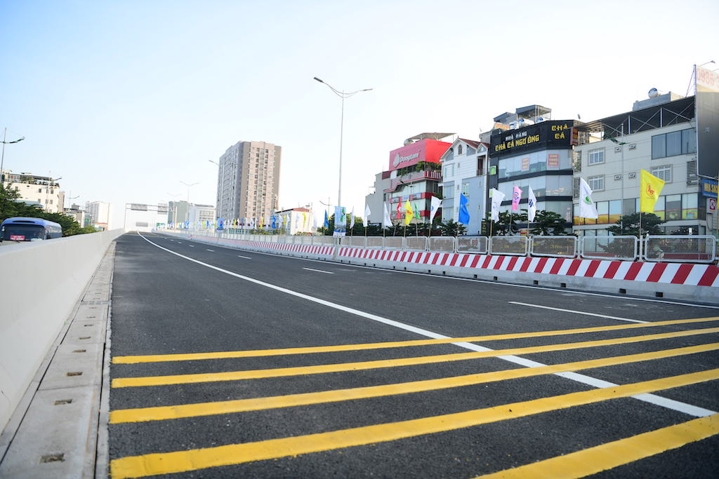 Thông xe cầu cạn hơn 1.000 tỷ nối với cầu 2 tầng độc nhất trên sông Hồng - 7