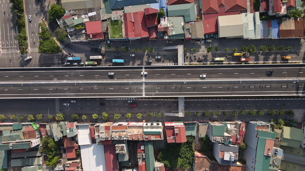 Thông xe cầu cạn hơn 1.000 tỷ nối với cầu 2 tầng độc nhất trên sông Hồng - 16