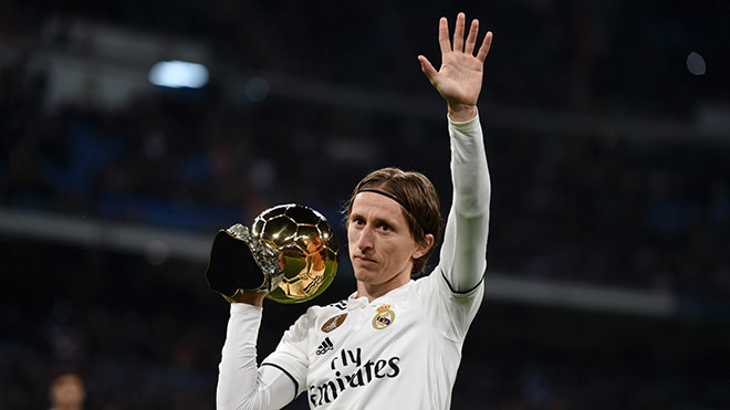 Tin HOT bóng đá sáng 14/10: Real tính thanh lý “Quả bóng vàng” Modric - 1