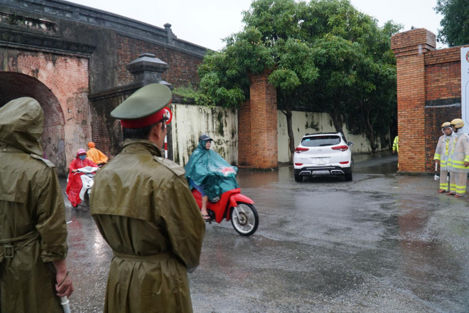 Ảnh, clip: Đảm bảo an ninh quanh Bệnh viện Quân y 268, chuẩn bị Lễ truy điệu 13 cán bộ, chiến sỹ - 2