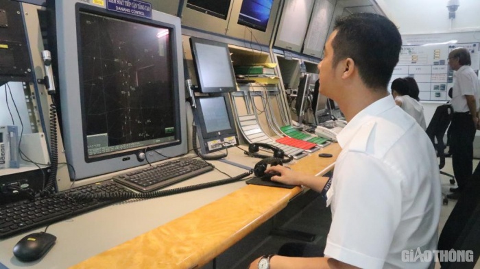 Chuyện chưa kể về những người “ngồi dưới đất tính chuyện trên trời” - 2