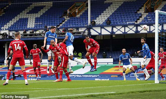 Video highlight trận Everton - Liverpool: Rượt đuổi mãn nhãn, bi kịch phút bù giờ - 2
