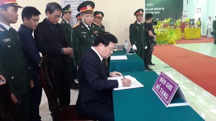 Lễ tang 13 cán bộ hy sinh ở Rào Trăng 3: Vĩnh biệt những người con dũng cảm - 3