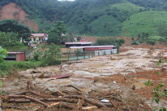 Tìm thấy thi thể thứ 16 vụ sạt núi vùi lấp 22 cán bộ, chiến sĩ ở Quảng Trị - 5