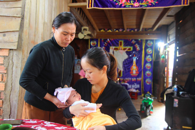 "Góa phụ Rào Trăng 3" bị chiếm đoạt 100 triệu đồng tiền từ thiện - 2