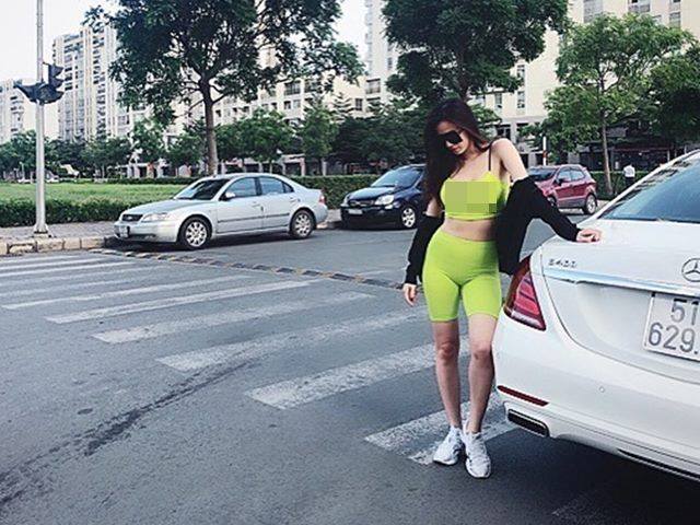 Mai Phương Thúy mặc quần tập mỏng tang trên đường chạy được khen hút mắt - 5