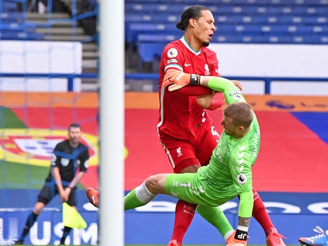 Tin HOT bóng đá tối 21/10: Klopp thất vọng vì Pickford không bị phạt - 1