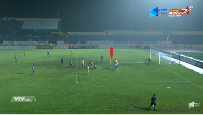Trọng tài V-League sai lầm "chết người", cấp trên phát biểu khó tin - 1