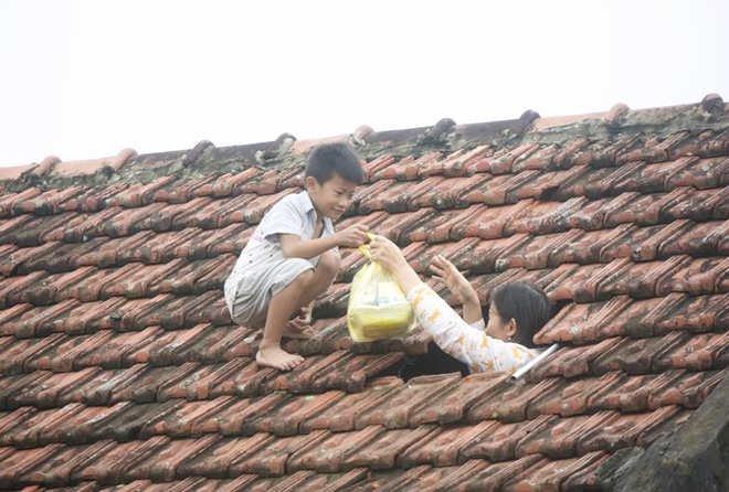 Hướng về miền Trung: Dân đang cần gì khẩn cấp? - 1
