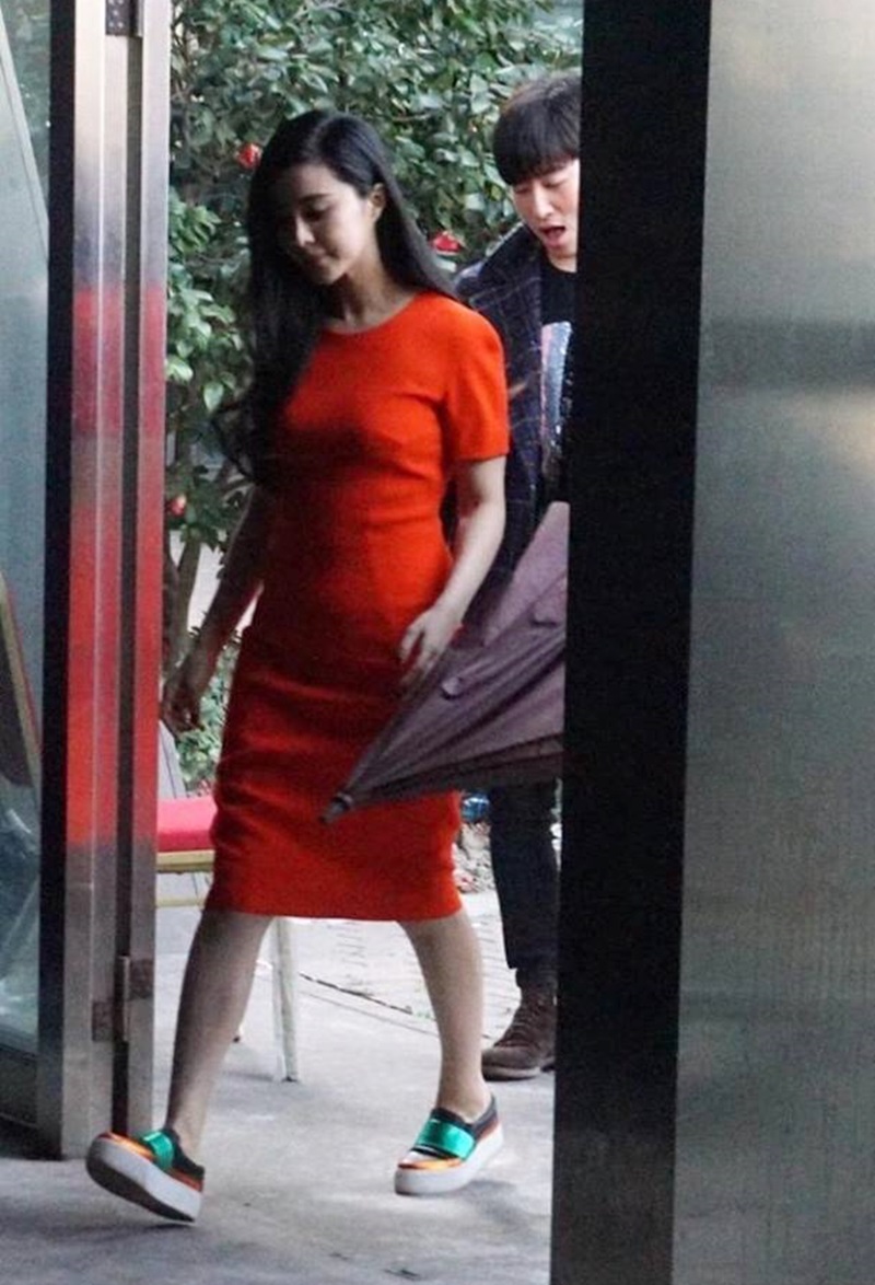 Phạm Băng Băng "lộ nguyên hình" bà cô U40 nhăn nheo, bụng "xổ" mỡ không gì che đậy - 7