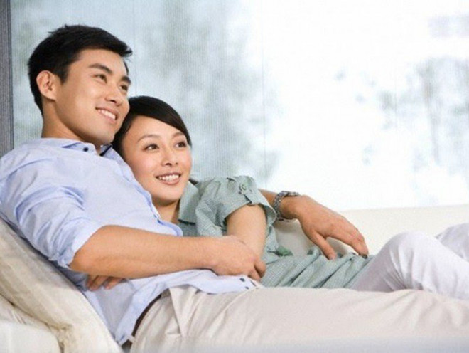 Vỡ òa hạnh phúc vì vợ sinh quý tử, cô ấy bỗng nựng má con cười: "Chào chú đi con" - 1