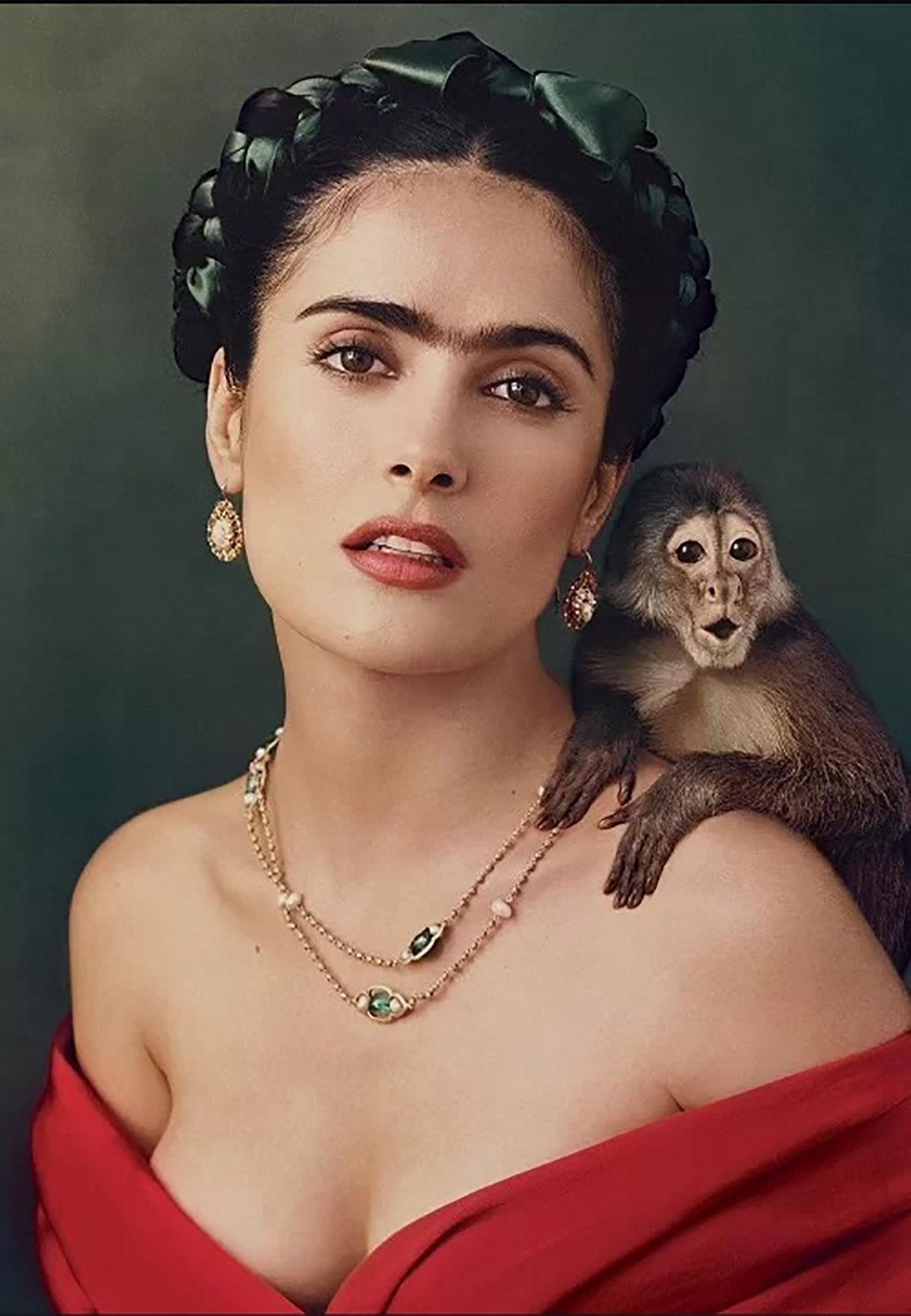 Vợ tỷ phú Pháp nổi tiếng nhờ khỏa thân, tuổi 54 chưa từng già đi nhờ... không rửa mặt - 3