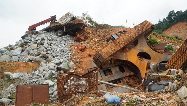 Tìm thấy thêm thi thể công nhân tại Rào Trăng 3, Bí thư TT-Huế đến hiện trường chỉ đạo đẩy nhanh tìm kiếm - 9