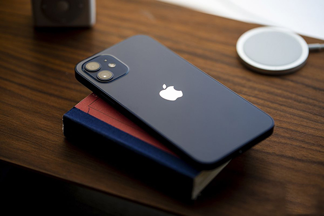 Mưu đồ với iPhone mới, Apple liền hưởng trái ngọt - 1