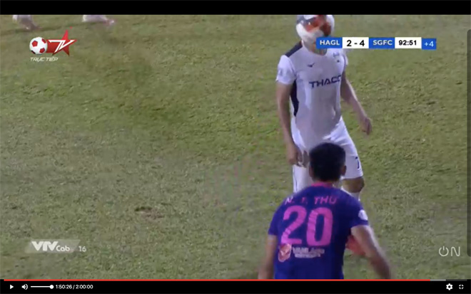 Cầu thủ Sài Gòn FC ném bóng “không có đạo đức” bị đề nghị kỷ luật nặng - 1