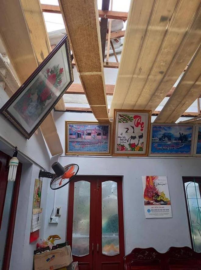 Quảng Ngãi: Cảnh tan hoang ở huyện đảo Lý Sơn sau khi bão số 9 càn quét - 8