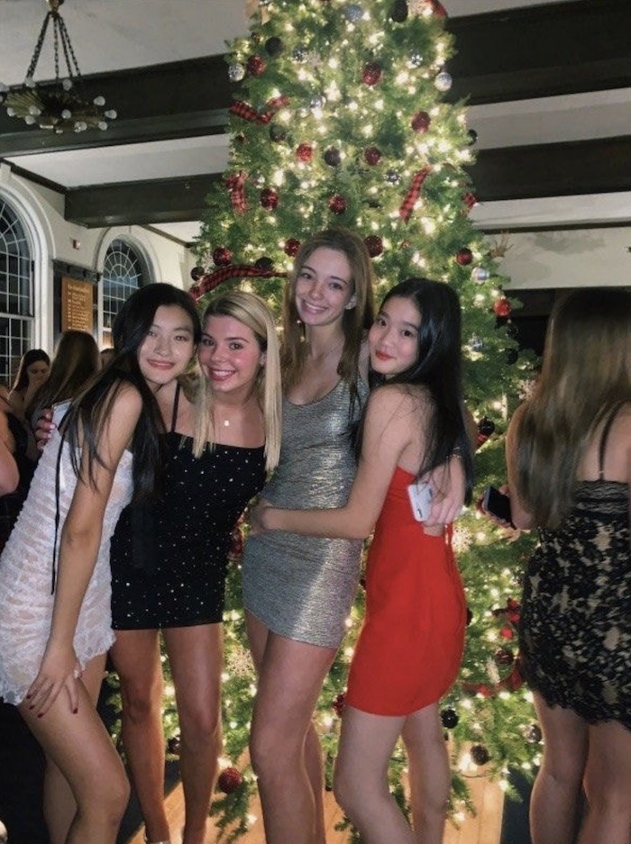 Cháu gái cố chủ tịch Samsung gây bão MXH, tuổi 16 ngày càng trổ mã ra dáng thiếu nữ - 6