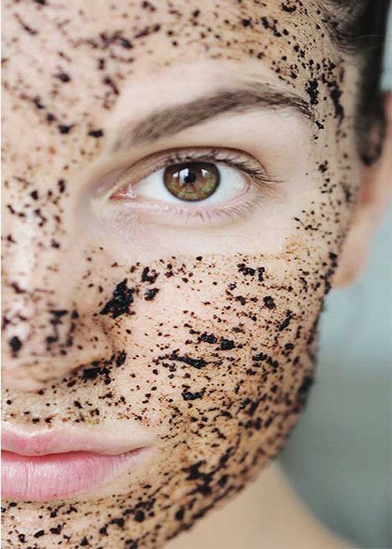 Da căng hồng, nõn nà như đôi mươi với những cách từ cà phê uống chưa hết - 7