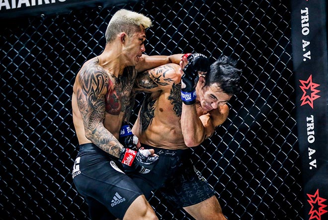 Thanh Le knocked out Martin Nguyen: Tactical to knock out the & # 34; boss & # 34;  - 7