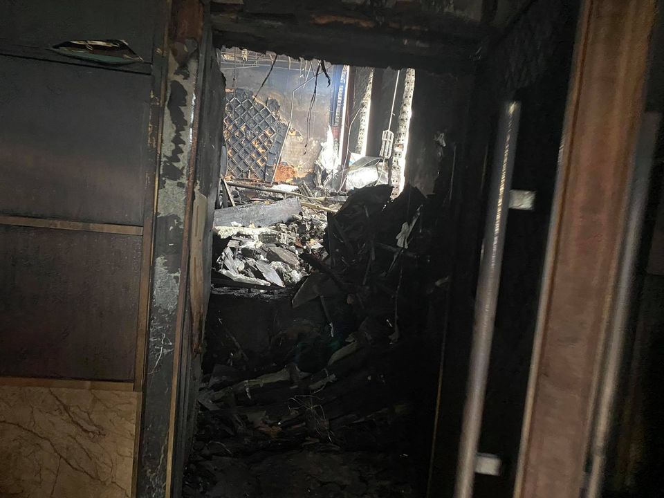 Cảnh tượng đổ nát bên trong quán bar X5 bị cháy khiến 3 cô gái chết thảm - 8