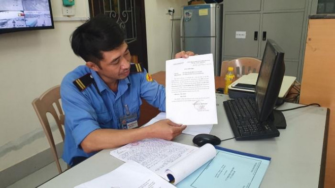 Phát hiện xe tải mượn danh chở hàng cứu trợ miền Trung để trốn phí - 2